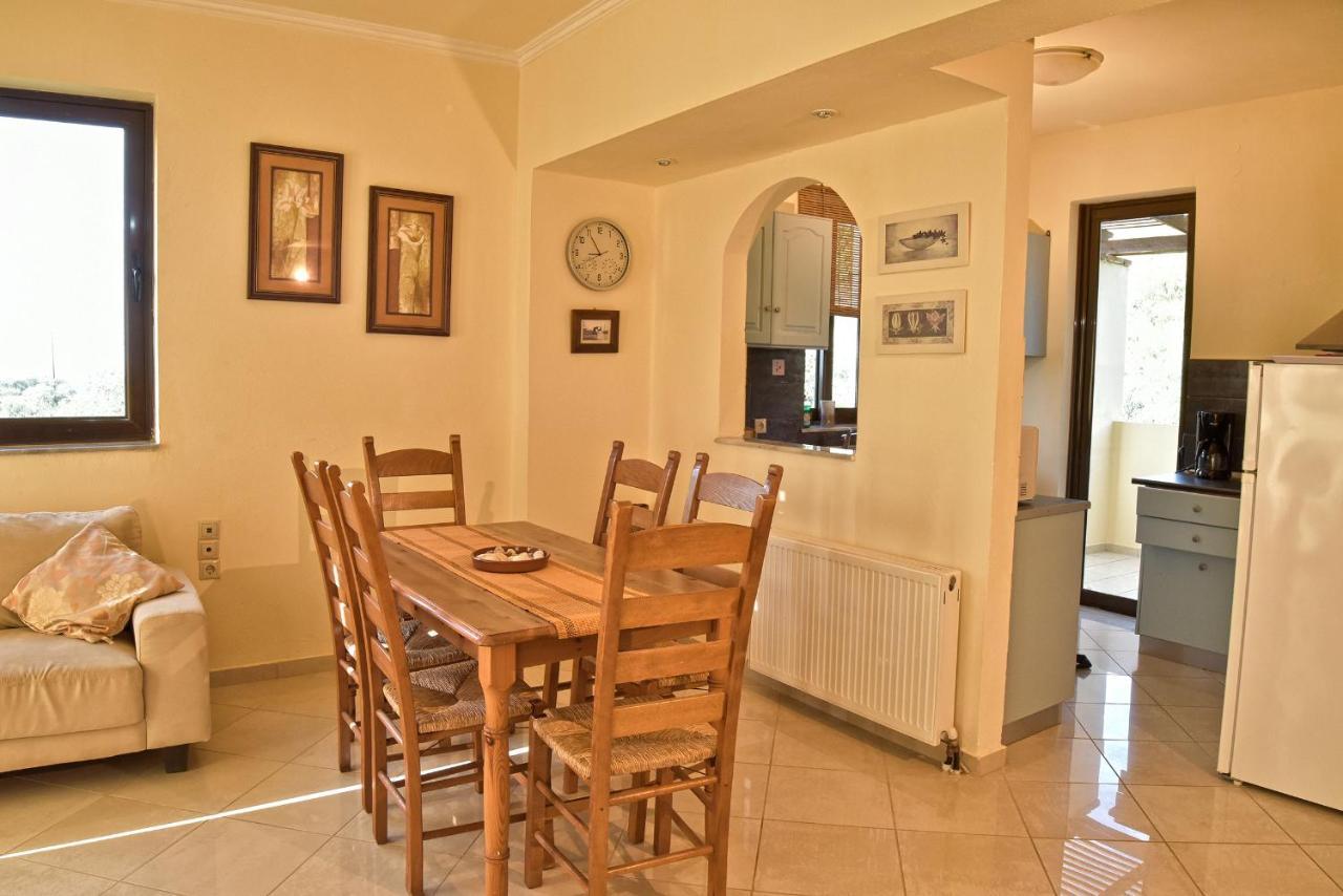 Villa Olive Farm Agia Marina Exterior foto