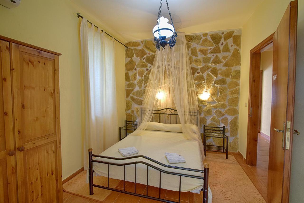 Villa Olive Farm Agia Marina Exterior foto